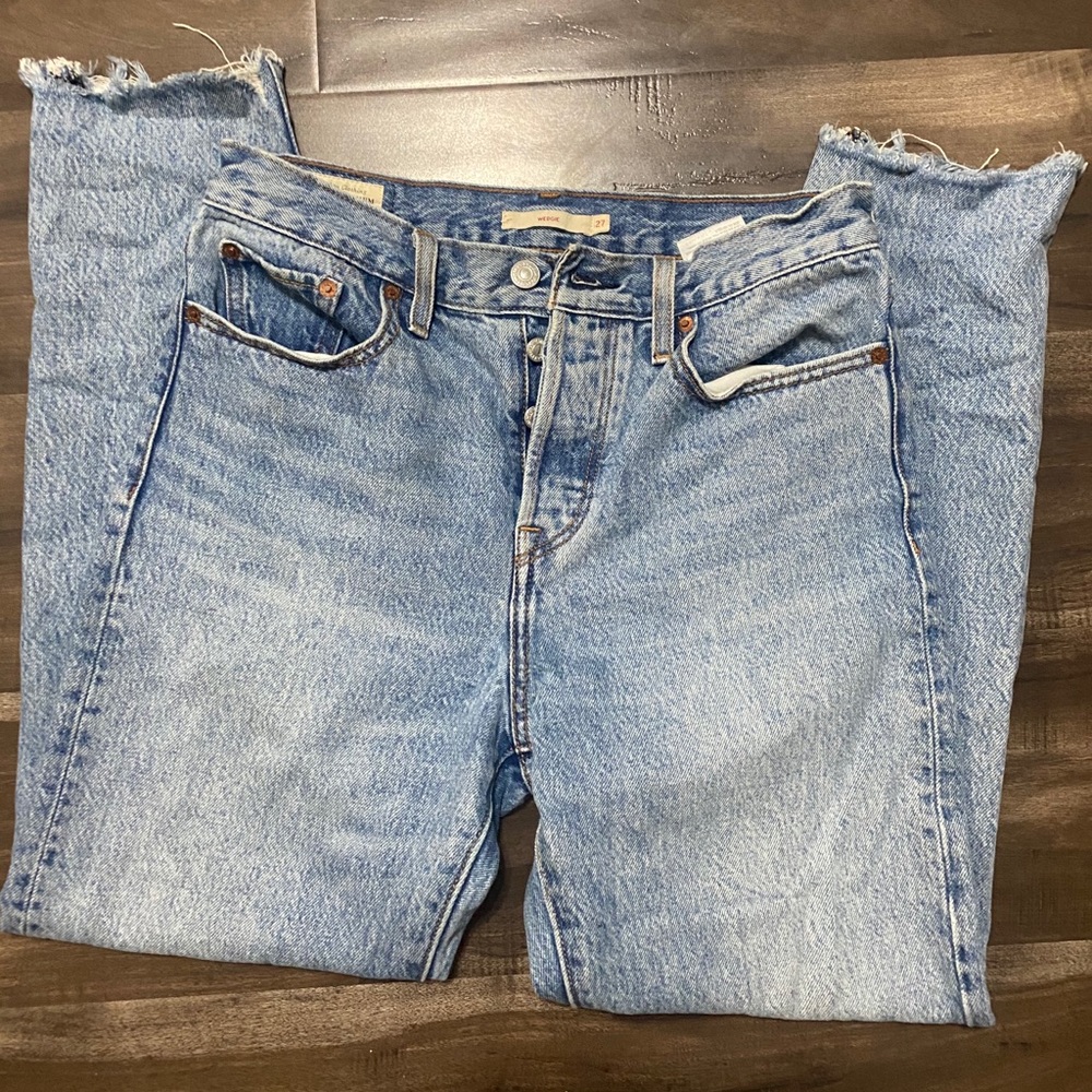 Levi’s Wedgie fit ✨
